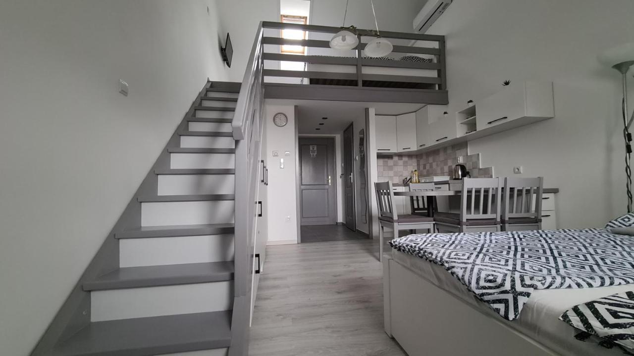 Gyulai-Fuerdo-Apartman Ii. エクステリア 写真