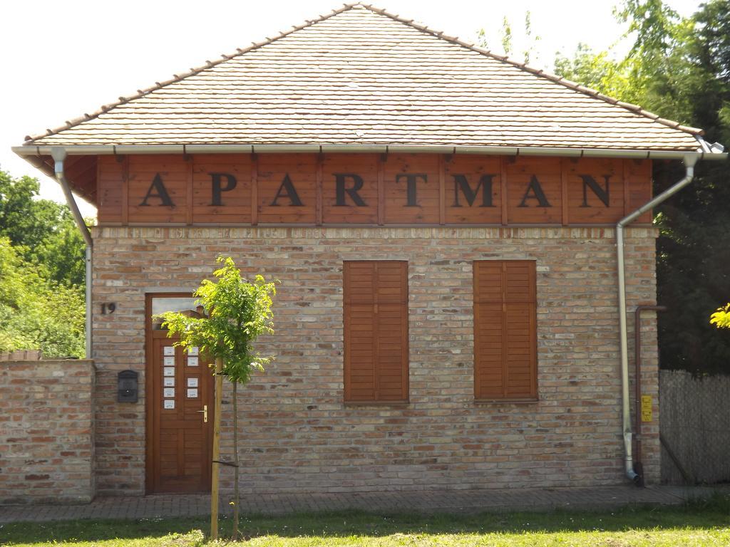 Gyulai-Fuerdo-Apartman Ii. 部屋 写真