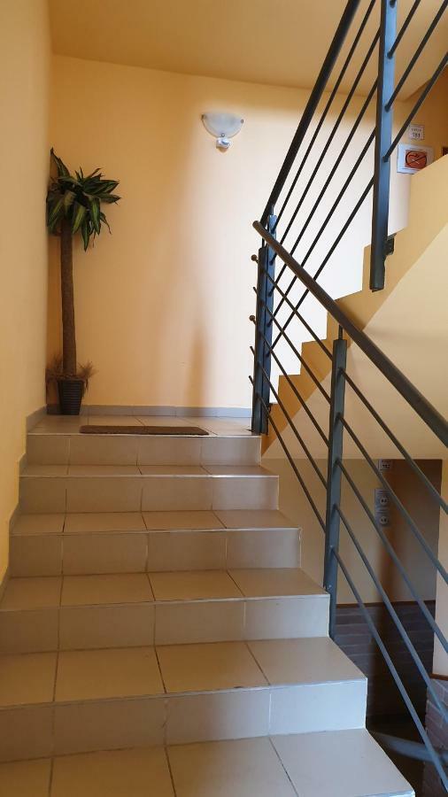 Gyulai-Fuerdo-Apartman Ii. エクステリア 写真